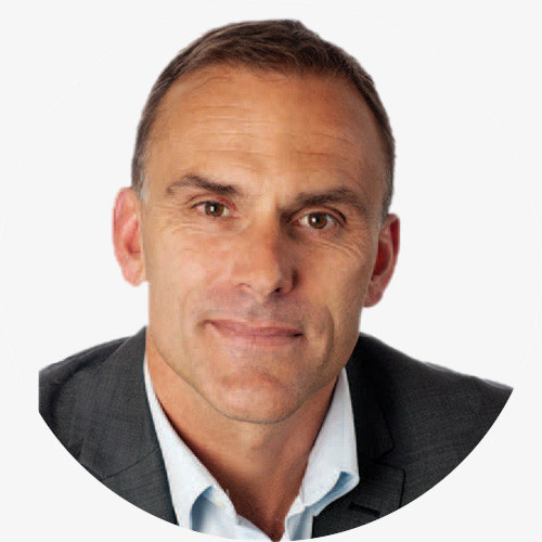 Portrait of Dr Matthew Liptak